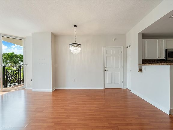 4th image of 357 Almeria Ave APT 606