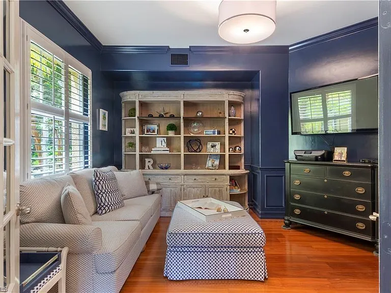 2864 Tiburon Blvd E #101 — Photo 10