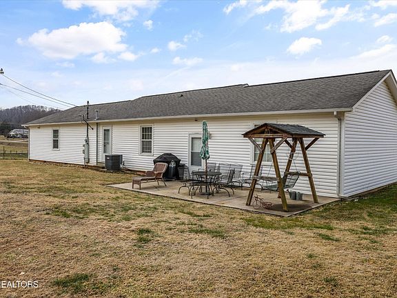 30th image of 812 New Clear Branch Rd