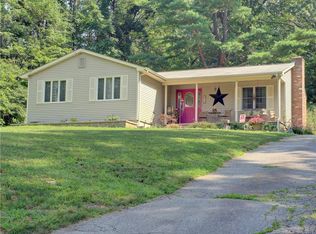 18 Dogwood Dr, Lisbon, CT 06351