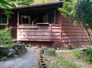 96 Fir Ln, Willow Creek, CA 95573
