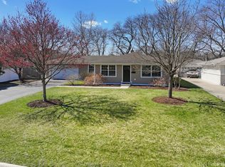 1232 Longmeadow Dr, Glenview, IL