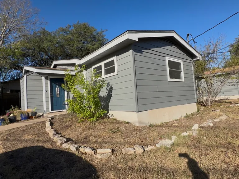 6208 Mountain Shadows Dr #A — Photo 18