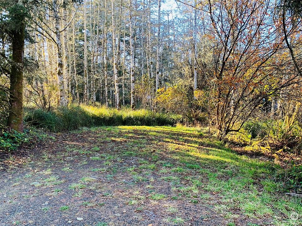 1st image of 549 Duck Lake Drive NE