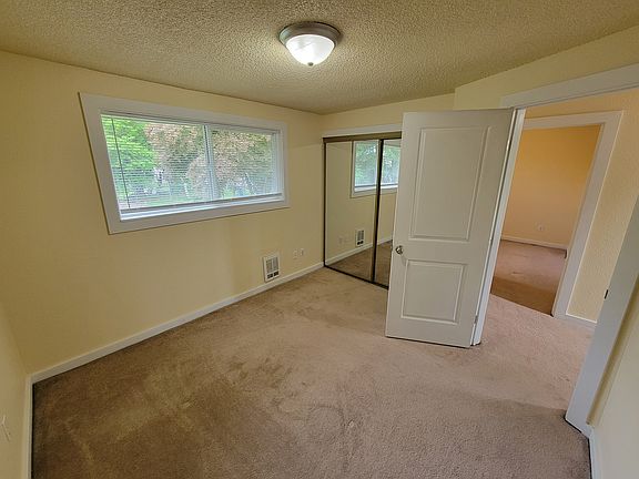 5th image of 1014 12th Street Ct NW