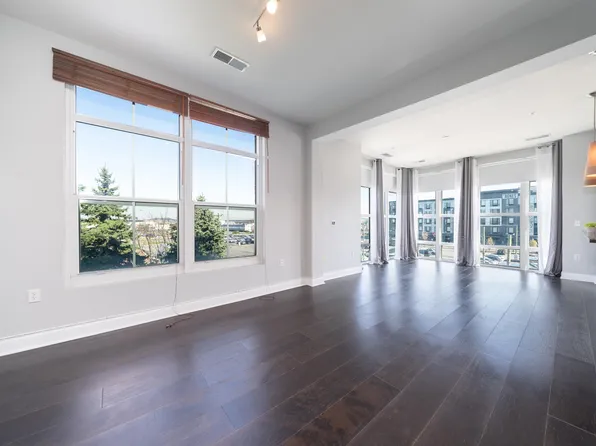 3 Greenwich Dr APT 88, Jersey City, NJ 07305