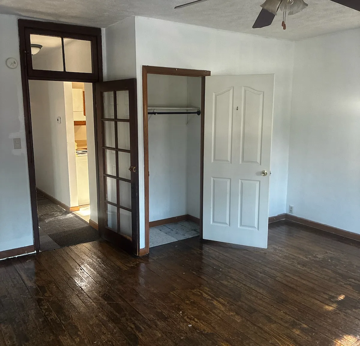 3 bed, 900 sqft, $875 — Photo 1