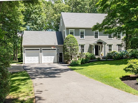 2nd image of 19 River Meadow Dr