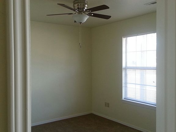 5th image of 605 Braithwaite St