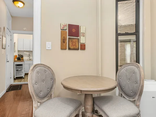 211 East 14th Street image 7 of 9