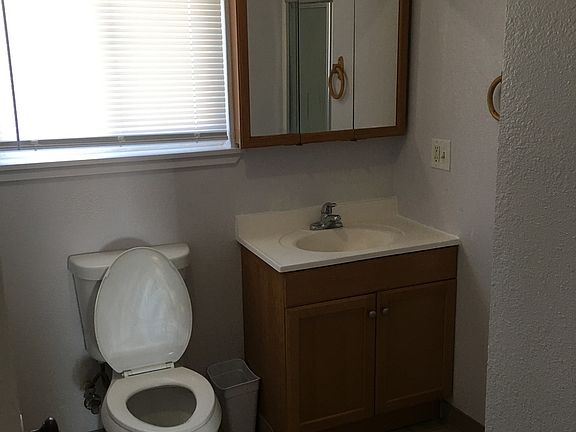 5th image of 510 N George Washington Blvd