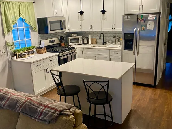 263 Nassau Rd, Huntington, NY 11743