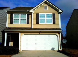 215 Crestfield Cir, Covington, GA 30016