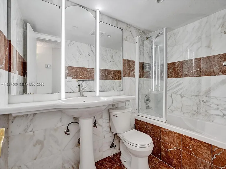 1400 S Ocean Dr #406 — Photo 24