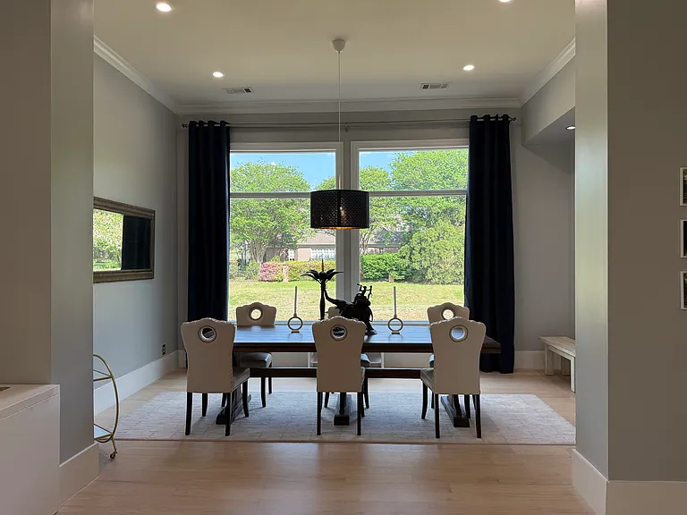 8614 Southwind Dr — Photo 4