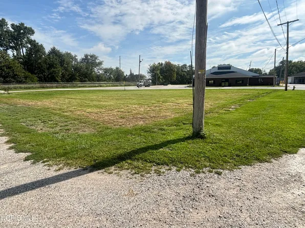 1440 Railroad St N, Millbury, OH 43447
