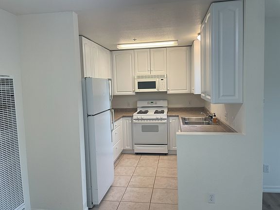 5th image of 507 Branch St #A