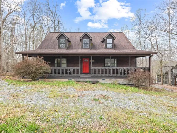 143 Koala Ridge Rd, Byrdstown, TN 38549