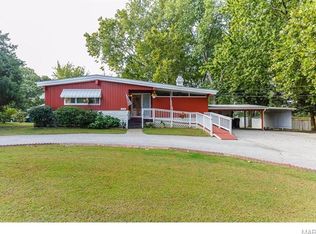11156 Morrow Dr, Saint Ann, MO 63074