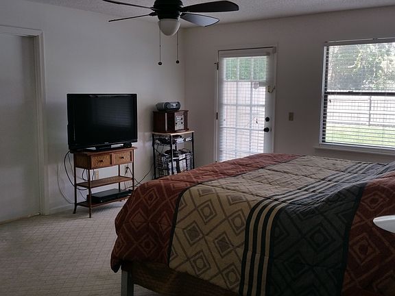 4th image of 1565 Rivergate Dr