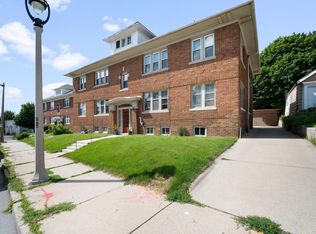 5218 W Vliet St #4, Milwaukee, WI 53208