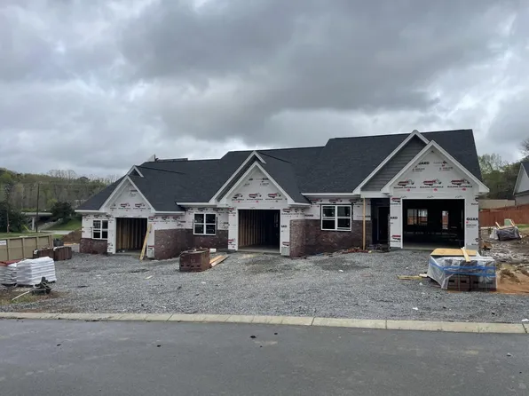 1222 Parkstone Dr NW, Cleveland, TN 37312