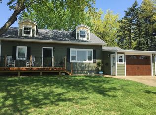 1322 Elm Ave, Norfolk, NE 68701