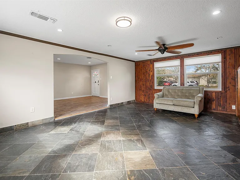 115 Marlin Ave — Photo 15