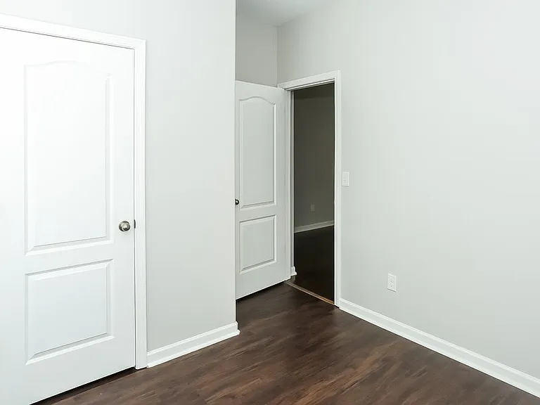 7609 Malden Park Dr — Photo 14