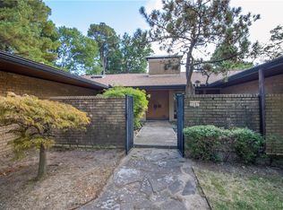 2007 Oak Hill Dr, Springdale, AR 72762