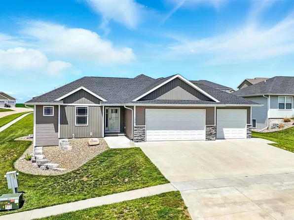 176 Kenton Way, Williamsburg, IA 52361