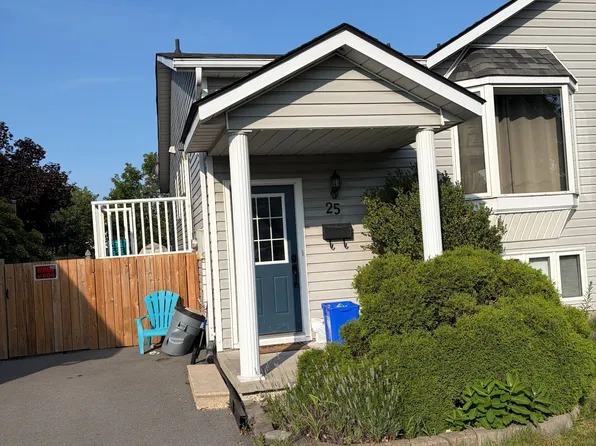 25 Clifford St, Loyalist, ON K7N 1Y6