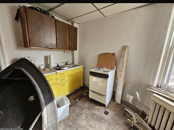 philadelphia-pennsylvania-165569449 picture