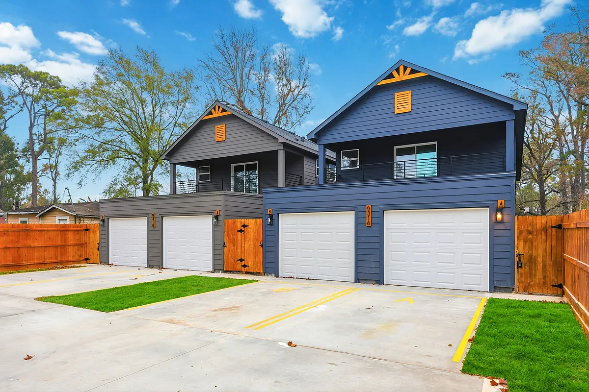 Building Photo - 9318 Sundown Dr #A