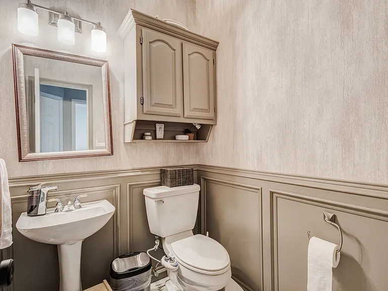 3204 Chaucer Ln — Photo 26