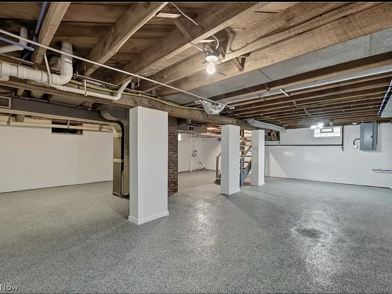 33381 Detroit Rd — Photo 38
