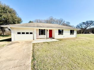 394 Pickensville Rd, Columbus, MS 39702