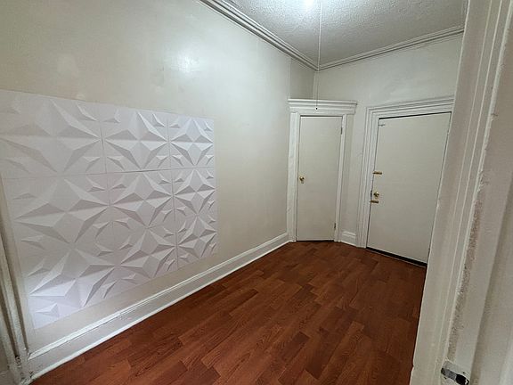 2nd image of 776 Saint Johns Pl #2L