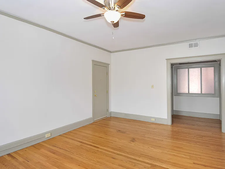 409 W Bloom St #11 — Photo 12