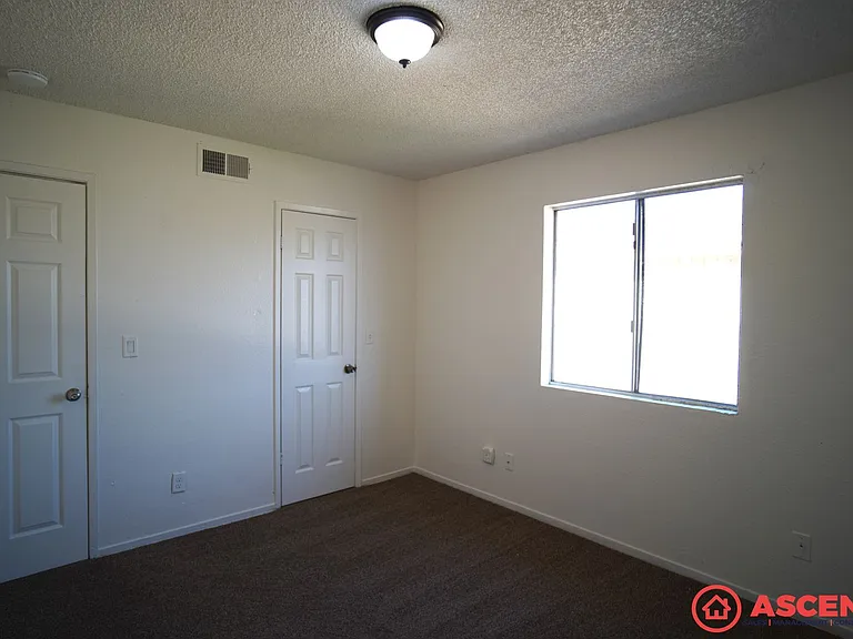 804 Karma Court — Photo 9