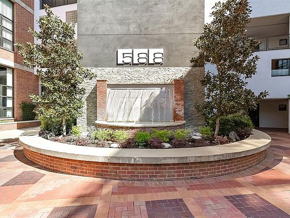 3rd image of 3110 Thomas Ave APT 119