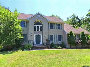 32 5th St, Barnegat, NJ 08005