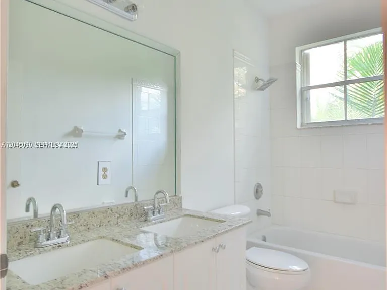 4534 NW 94th Pl — Photo 18