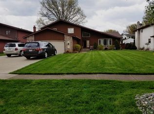 13955 Claremont Ave, Middleburg Heights, OH 44130
