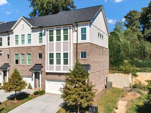237 W Marietta St, Canton, GA 30114