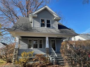 924 Richmond Rd, Lyndhurst, OH 44124