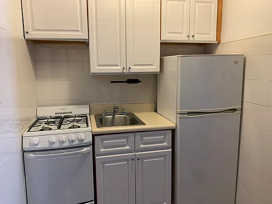 Rented by Prince Real Estate Associates LLC | media 9