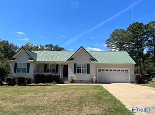 6120 Riveroak Dr S, Southside, AL 35907