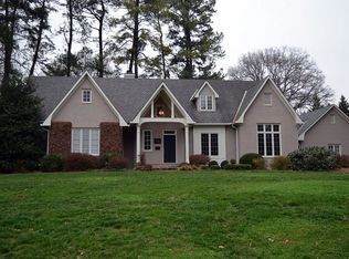 2815 S Bitting Rd, Winston Salem, NC 27104