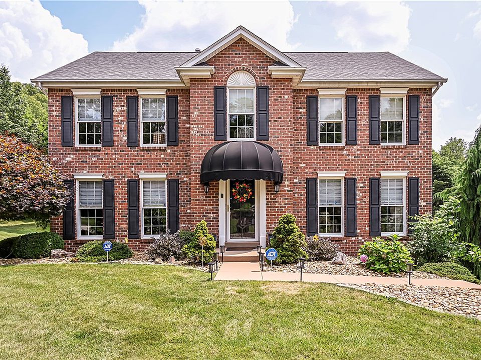 1st image of 261 Apple Hill Dr